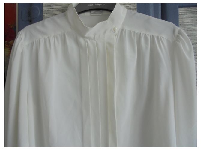 Autre Marque JU MO Shirt Eggshell aus Polyester Aus weiß - Ansicht 2