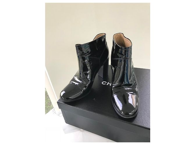 Botas de charol CHANEL Negro - vista 7