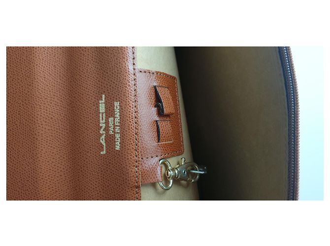 Porte-documents Lancel en cuir marron clair - vue 3