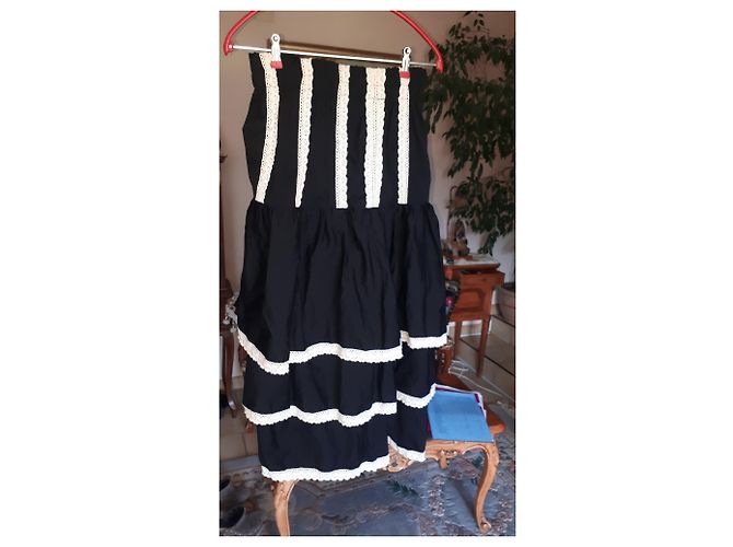 Autre Marque Falda bohemia negra con volantes y encaje blanco de algodón Negro - vista 5
