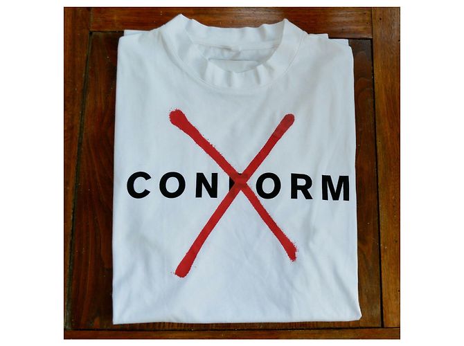 Autre Marque MATTHEW MILLER Protest White T-Shirt Tee Size M MEDIUM Black Red - view 5