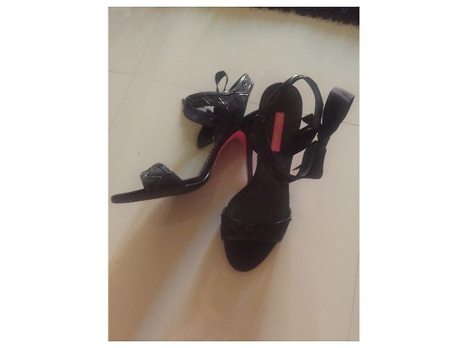 Sandali Betsey Johnson in vernice nera Nero - vista 2