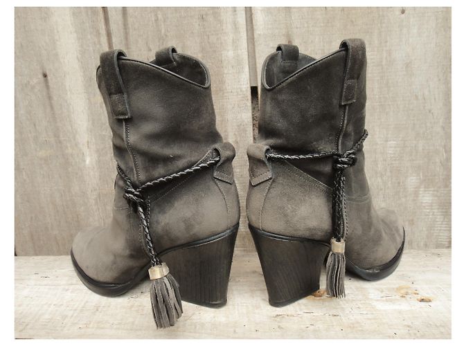 Fratelli Rosseti Graue Wildlederstiefeletten mit Lederspitze Fratelli Rossetti - Ansicht 5