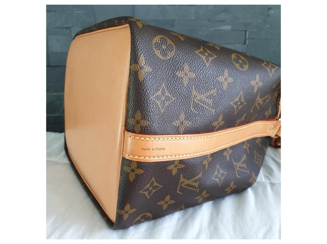 Louis Vuitton Petit Noe Marrone - vista 15