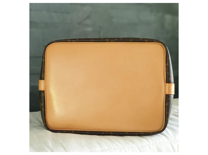 Louis Vuitton Petit Noe Marrone - vista 16