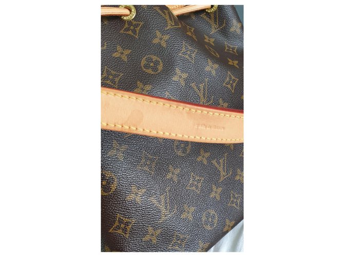 Louis Vuitton Petit Noe Marrone - vista 17