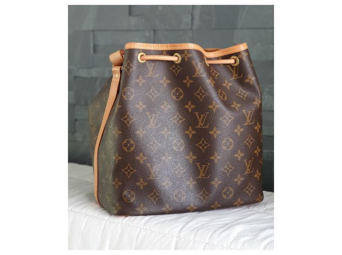 Louis Vuitton Petit Noe Marrone - vista 2