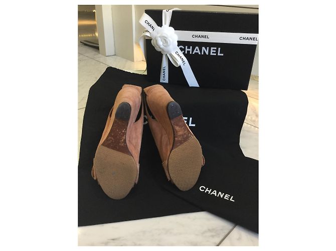 Scarpe aperte in punta CHANEL con zeppa Caramello - vista 6