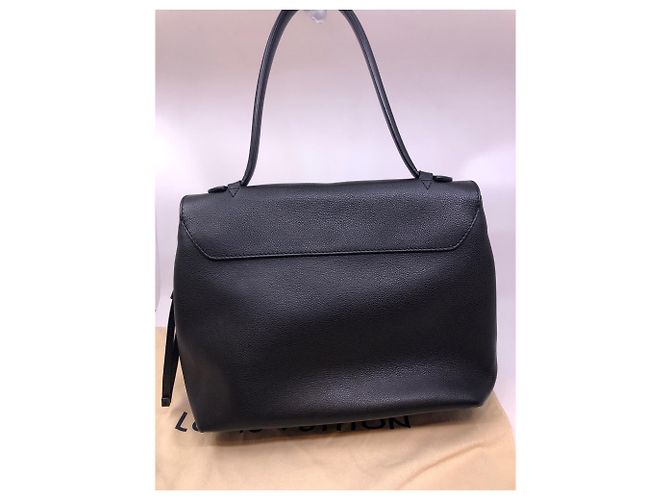 Borsa Louis Vuitton Lock Me PM Nero - vista 3