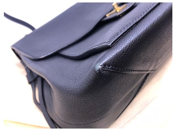 Borsa Louis Vuitton Lock Me PM Nero - vista 7