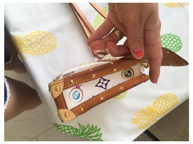 Borsa a mano Louis Vuitton Eye Miss You in Pelle Eggshell Bianco sporco - vista 12