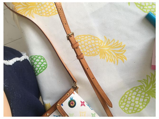 Borsa a mano Louis Vuitton Eye Miss You in Pelle Eggshell Bianco sporco - vista 6