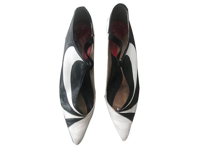 Dragovan Openwork Pumps aus schwarzem Leder - Ansicht 2