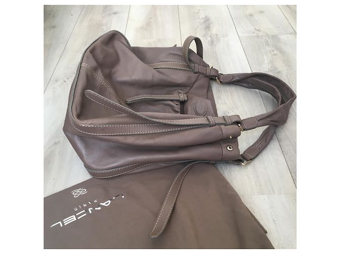 Borsa Angelina di Lancel Taupe - vista 9