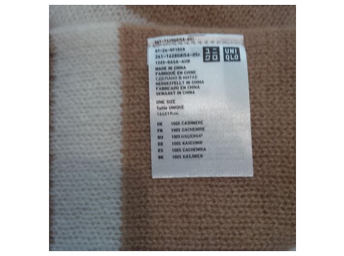 Uniqlo Bufandas - vista 2