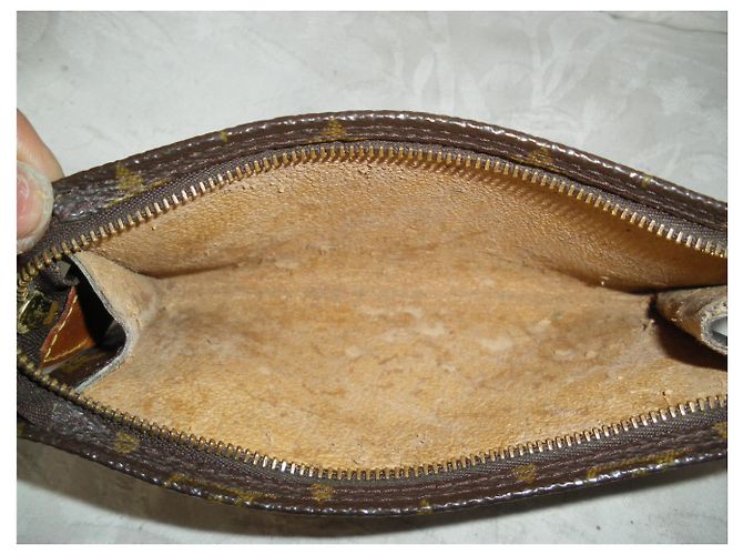Pochette Louis Vuitton Marrone - vista 3
