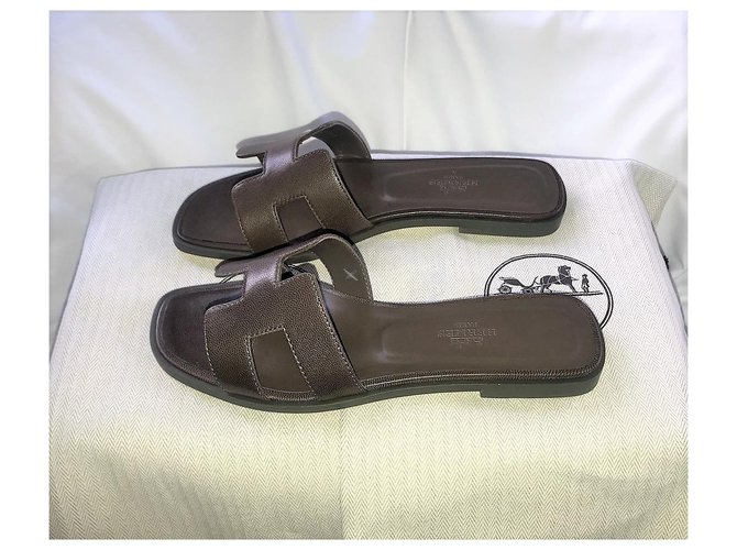 Hermès Muli Hermes Oran Marrone scuro - vista 3