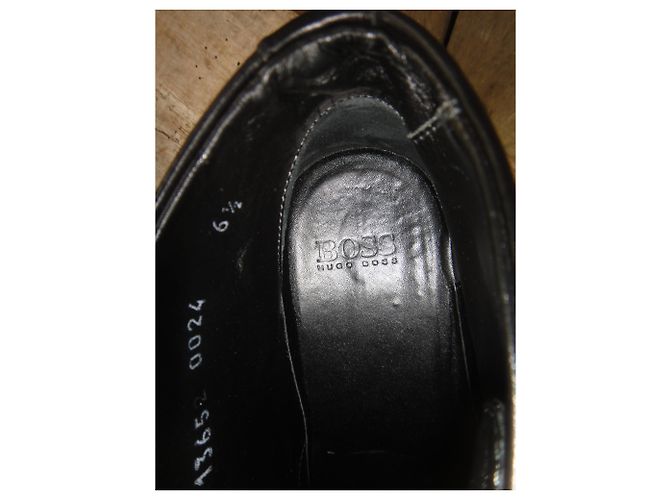 Hugo Boss Kent leather ankle boots black - view 2