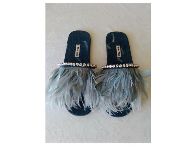 Sandali in denim MIU MIU con piume e cristalli Blu - vista 7