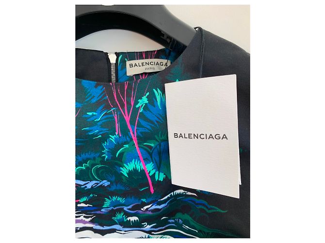 Balenciaga Kleid aus schwarzem Satin - Ansicht 8