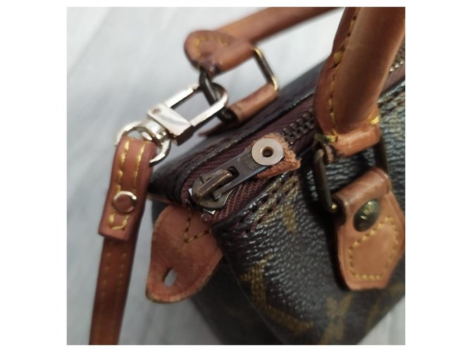 Louis Vuitton mini veloce Marrone - vista 6
