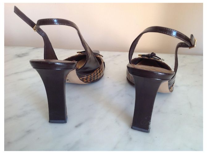 Louis Vuitton Pumps Schwarz - Ansicht 5