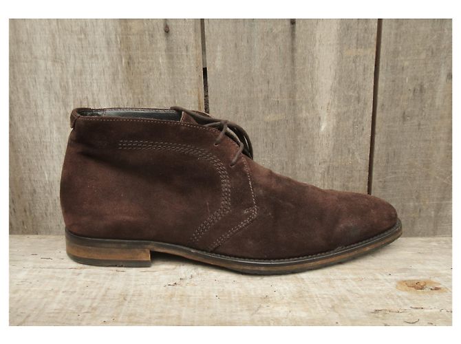 Stivaletti Hugo Boss Marrone Scuro Scamosciati - vista 3