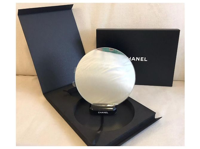 CHANEL Display specchio per trucco con supporto Nero - vista 2