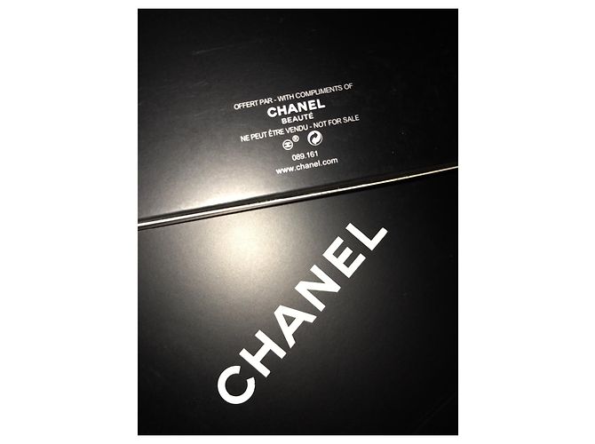 CHANEL Display specchio per trucco con supporto Nero - vista 7