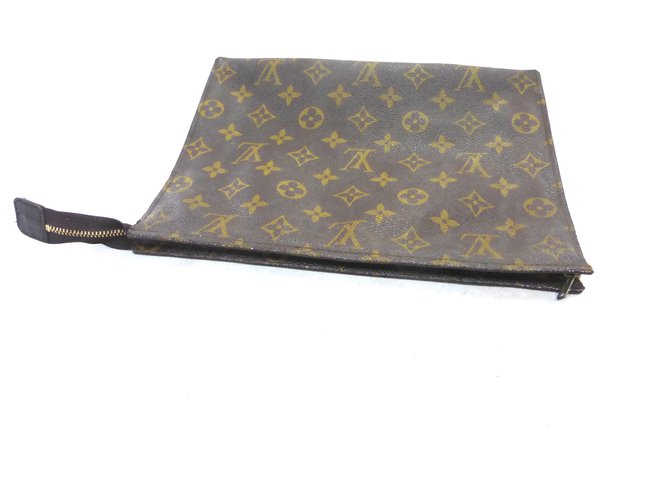 Louis Vuitton TASCA WC 26 monogramma Marrone - vista 11