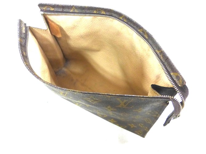 Louis Vuitton TASCA WC 26 monogramma Marrone - vista 19