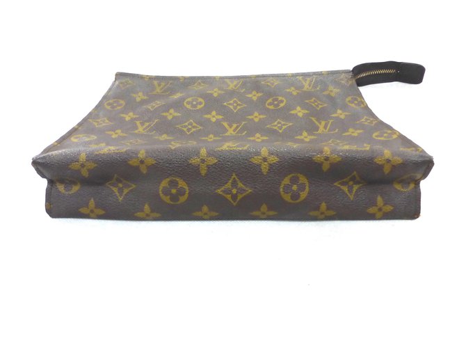 Louis Vuitton TASCA WC 26 monogramma Marrone - vista 9