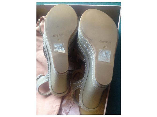 Sandali Miu Miu in denim beige - vista 4