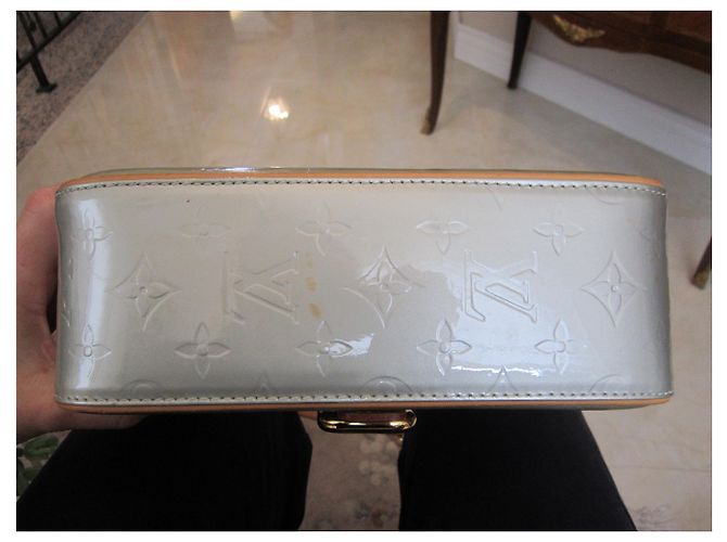 Louis Vuitton Christie Monogramm Lackleder Handtasche Grau - Ansicht 10