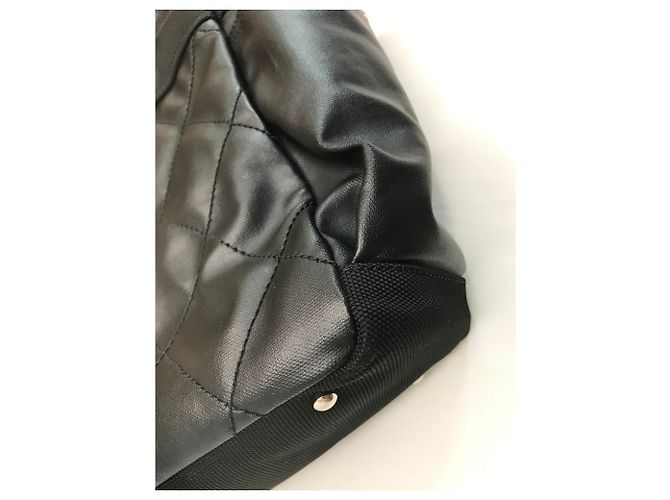 Timeless Chanel Grand shopping 40cm Borsa a mano Paris Biarritz Nero - vista 19