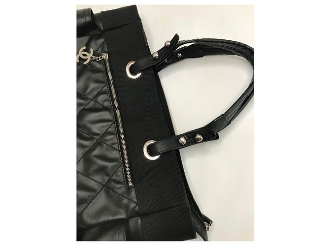 Timeless Chanel Grand shopping 40cm Borsa a mano Paris Biarritz Nero - vista 22