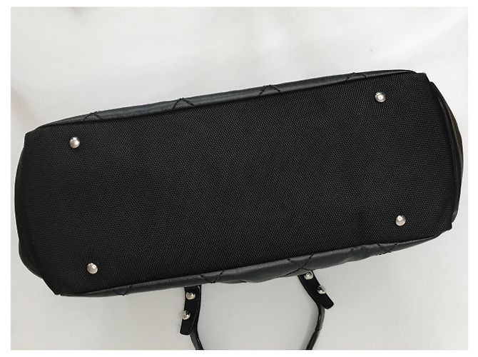 Timeless Chanel Grand shopping 40cm Borsa a mano Paris Biarritz Nero - vista 9