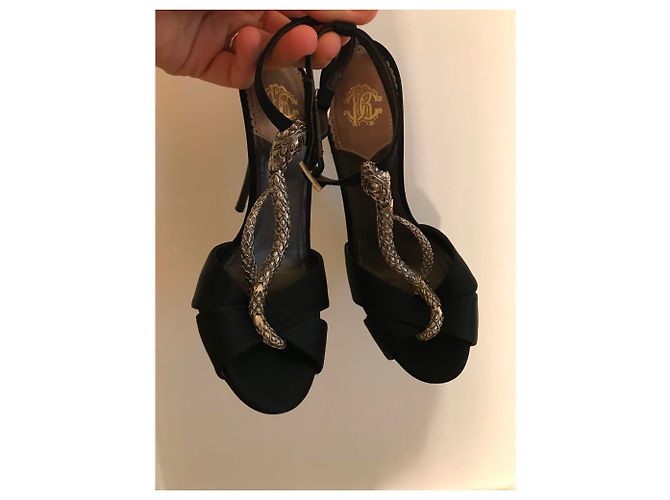 Sandali Roberto Cavalli in Raso Nero con Dettaglio Serpente Metallico Argento - vista 5