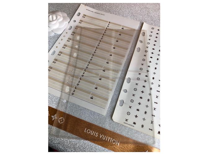 Louis Vuitton Purses, wallets, cases White - view 4