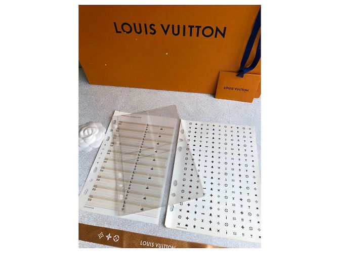 Louis Vuitton Purses, wallets, cases White - view 8