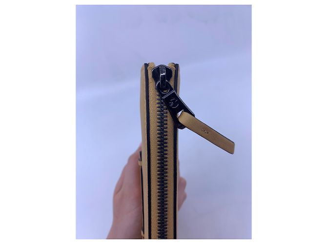 Longchamp Wallet 3D - view 11
