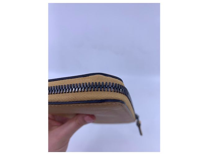 Longchamp Wallet 3D - view 7