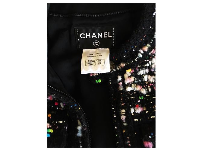 Giacca Chanel Supermarket Collection in tweed nero - vista 5