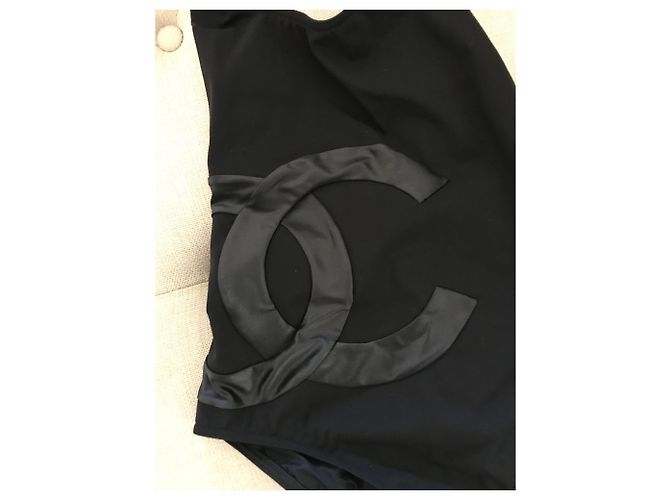 CHANEL Coco Beach Black CC Logo Costume intero 34 Nero - vista 3