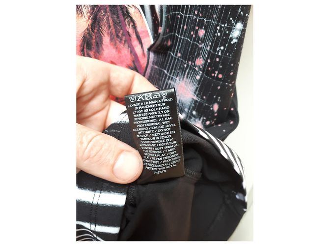 T-shirt exclusiva Balmain edição limitada da semana de moda de Paris 2019 Preto - vista 7