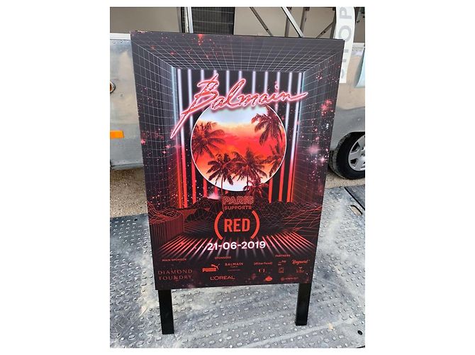 T-shirt exclusiva Balmain edição limitada da semana de moda de Paris 2019 Preto - vista 8