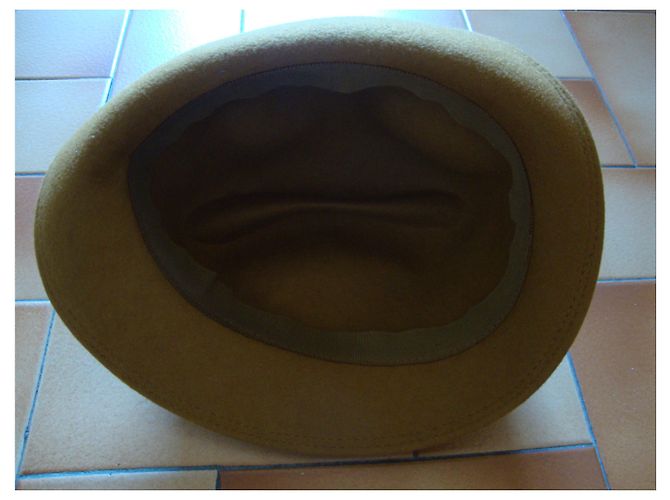 Autre Marque Cappello in feltro di lana senape con piuma - vista 3