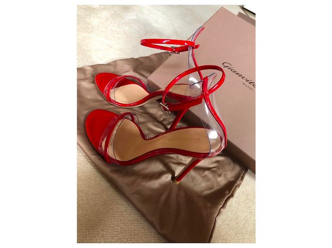 Gianvito Rossi G string vernice Tabasco Red - vista 19