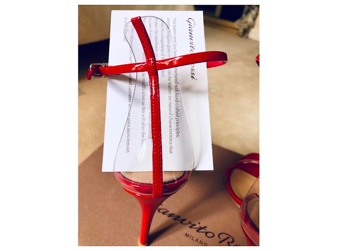 Gianvito Rossi G string vernice Tabasco Red - vista 4