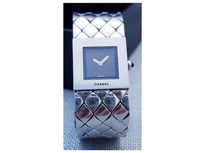 Chanel acolchoado Metálico - vista 2